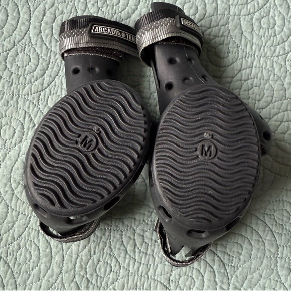 Black Dog Booties for hot pavement size M - Picture 3 of 9